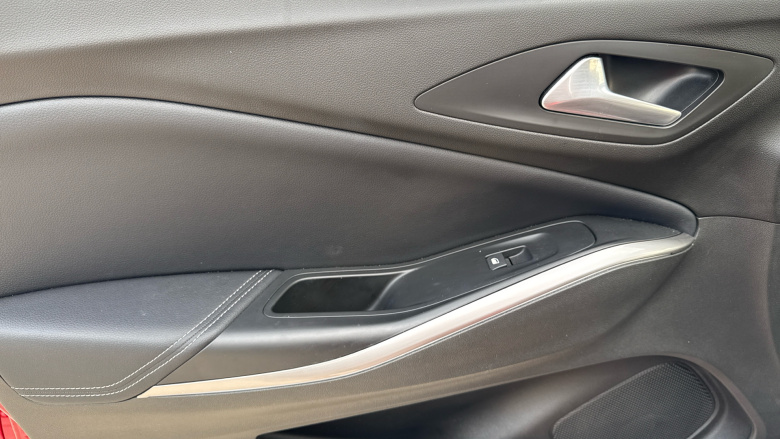 Vauxhall Grandland 1.2 Turbo Ultimate 5dr Petrol Hatchback